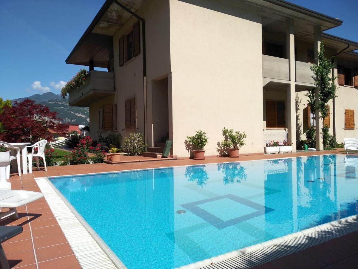 Villa Fiori Malcesine Exterior photo